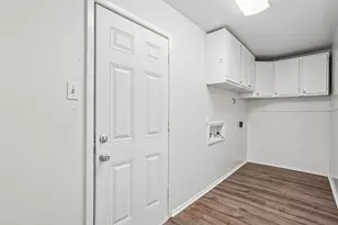 201 W Cheryl Ave, Hurst, TX 76053 - Photo 26