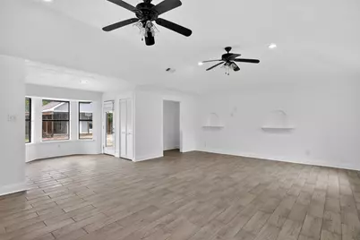 516 Post Oak Lane, Burleson, TX 76028 - Photo 8