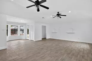 516 Post Oak Ln, Burleson, TX 76028 - Photo 8