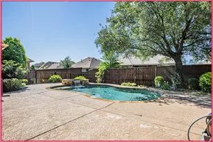 8108 Oak Knoll Dr, North Richland Hills, TX 76182 - Photo 6