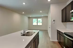 422 Tall Cedar Wy, Princeton, TX 75407 - Photo 2
