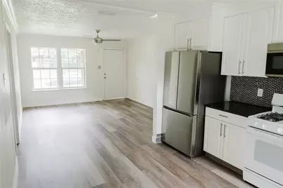 1528 Longview Street, Mesquite, TX 75149 - Photo 2