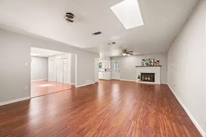 652 Oak Drive, Hurst, TX 76053 - Photo 8