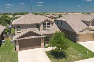 753 Rutherford Dr, Crowley, TX 76036 - Photo 2