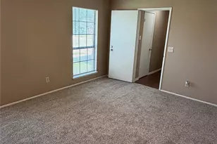 6610 Greenspring Dr, Arlington, TX 76016 - Photo 16