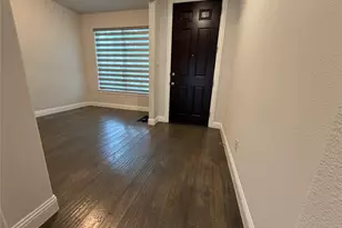 4721 Cash Dr, Carrollton, TX 75010 - Photo 4