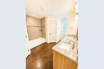 5402 Arrowhead Drive, Granbury, TX 76048 - Photo 10