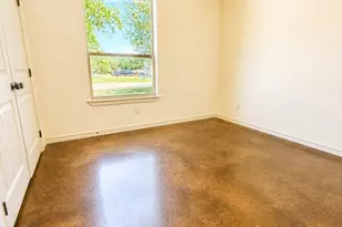5402 Arrowhead Dr, Granbury, TX 76048 - Photo 12