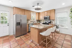 733 Kirkwood Dr, Dallas, TX 75218 - Photo 12