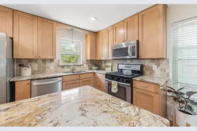 733 Kirkwood Drive, Dallas, TX 75218 - Photo 14