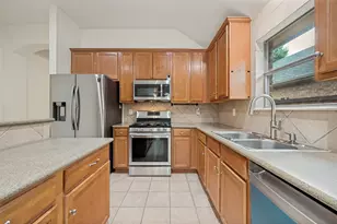 2100 Scott Creek Dr, Little Elm, TX 75068 - Photo 12