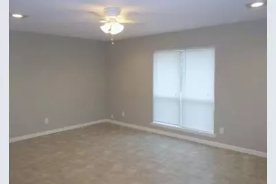1504 Cardinal Drive, Ennis, TX 75119 - Photo 4