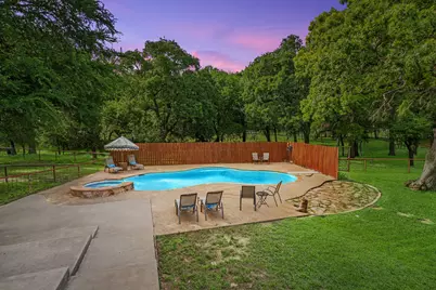 2403 County Road 2224, Decatur, TX 76234 - Photo 6