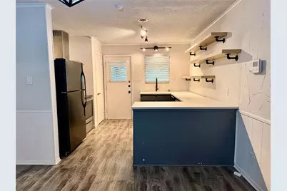 6455 Waverly Way, Fort Worth, TX 76116 - Photo 2