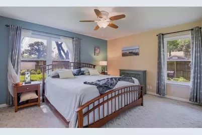 1905 Thomas Place, Arlington, TX 76010 - Photo 14
