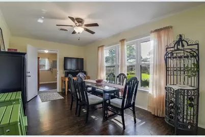 1905 Thomas Place, Arlington, TX 76010 - Photo 6