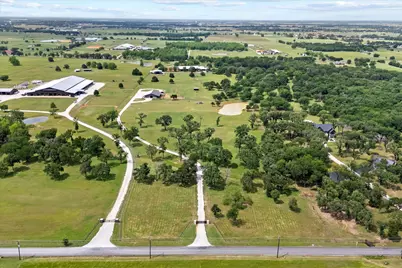 10701 Osburn Road, Pilot Point, TX 76258 - Photo 34