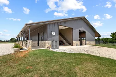 10701 Osburn Road, Pilot Point, TX 76258 - Photo 8