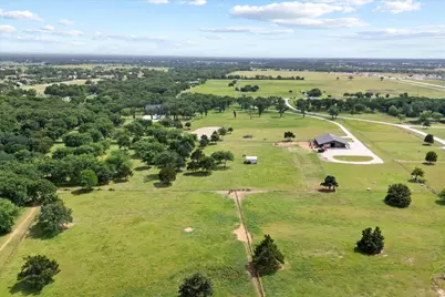 10701 Osburn Road, Pilot Point, TX 76258 - Photo 32