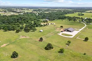 10701 Osburn Rd, Pilot Point, TX 76258 - Photo 32