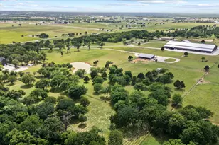 10701 Osburn Rd, Pilot Point, TX 76258 - Photo 30