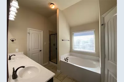 7504 Innisbrook Lane, Fort Worth, TX 76179 - Photo 16