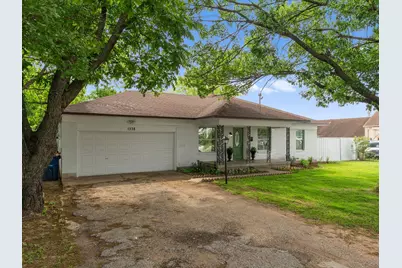 1338 Pleasant Drive, Dallas, TX 75217 - Photo 2