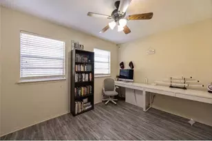 4806 Rollingwood Ct, Garland, TX 75043 - Photo 16