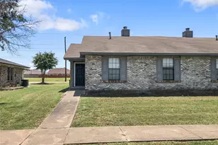 1114 Valley View Dr, Glenn Heights, TX 75154 - Photo 1