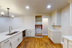 2718 South Blvd, Dallas, TX 75215 - Photo 12