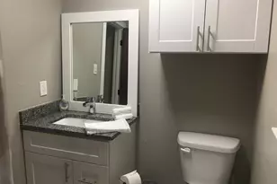 600 N East St, Arlington, TX 76011 - Photo 8