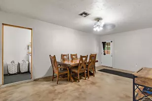 112 W Oak St, Olney, TX 76374 - Photo 12