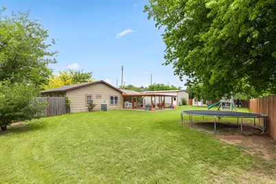 112 W Oak Street, Olney, TX 76374 - Photo 26