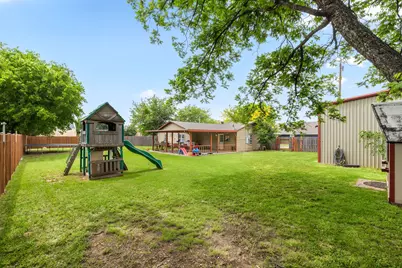 112 W Oak Street, Olney, TX 76374 - Photo 28