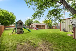 112 W Oak St, Olney, TX 76374 - Photo 28