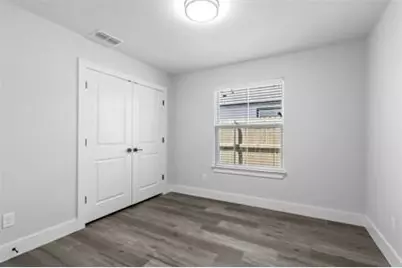406 W 6th Street #1, Bonham, TX 75418 - Photo 8