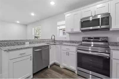 406 W 6th Street #1, Bonham, TX 75418 - Photo 4