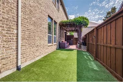 2518 Bill Moses Parkway, Farmers Branch, TX 75234 - Photo 16