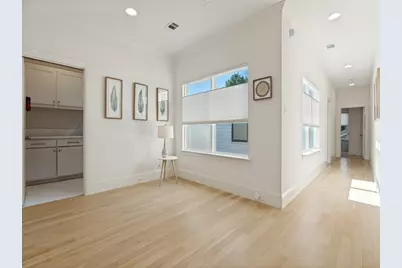 732 W 7th Street, Dallas, TX 75208 - Photo 16