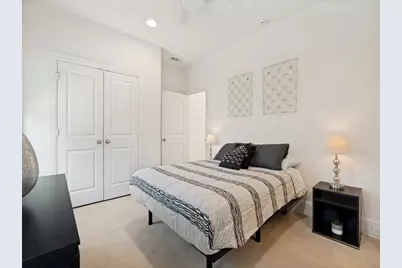 732 W 7th Street, Dallas, TX 75208 - Photo 22