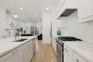 732 West 7th Street, Dallas, TX 75208 - Photo 10