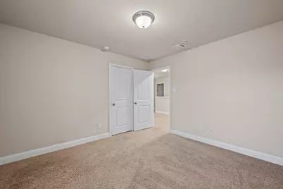 424 Hunt Drive, Lewisville, TX 75067 - Photo 12