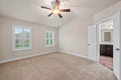 424 Hunt Drive, Lewisville, TX 75067 - Photo 10