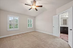 424 Hunt Dr, Lewisville, TX 75067 - Photo 10