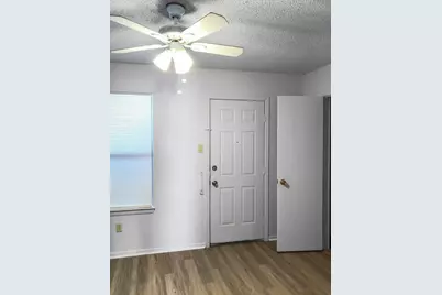 821 N Mesquite Street #B, Arlington, TX 76011 - Photo 8