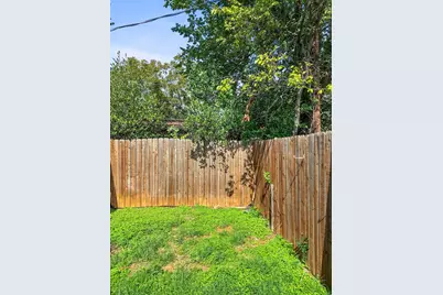 821 N Mesquite Street #B, Arlington, TX 76011 - Photo 16