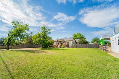 1404 W Walker Street, Breckenridge, TX 76424 - Photo 28