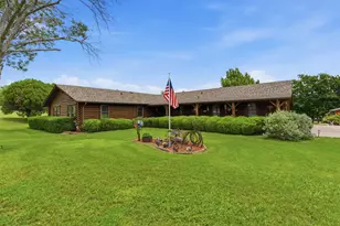 222 Brandon Dr, Weatherford, TX 76087 - Photo 2