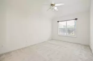 4528 St Francis Ave, Dallas, TX 75227 - Photo 6