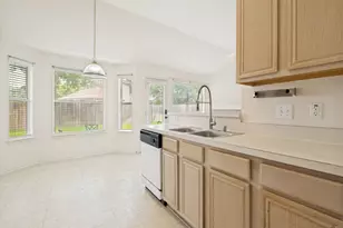 4528 Saint Francis Ave, Dallas, TX 75227 - Photo 4